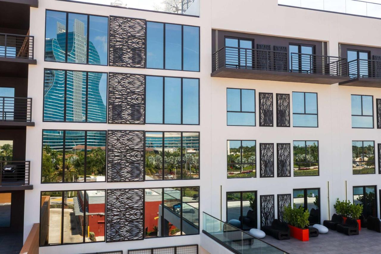 Dolce By Wyndham Hollywood Otel Dış mekan fotoğraf